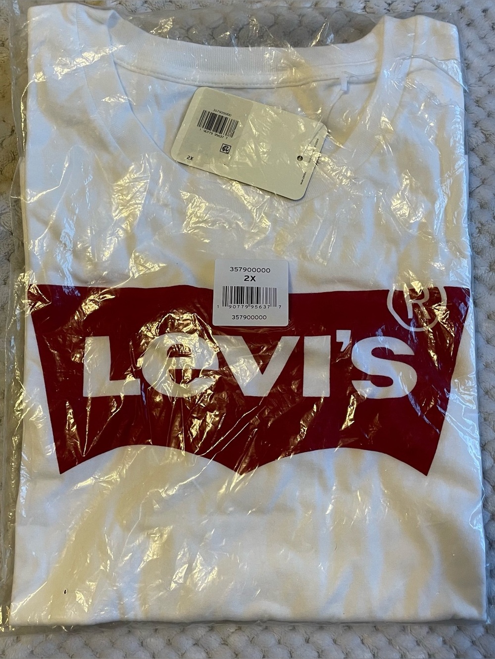 Levi’s Men’s Crewneck Tee Shirt White With Red Logo Size 2X NWT